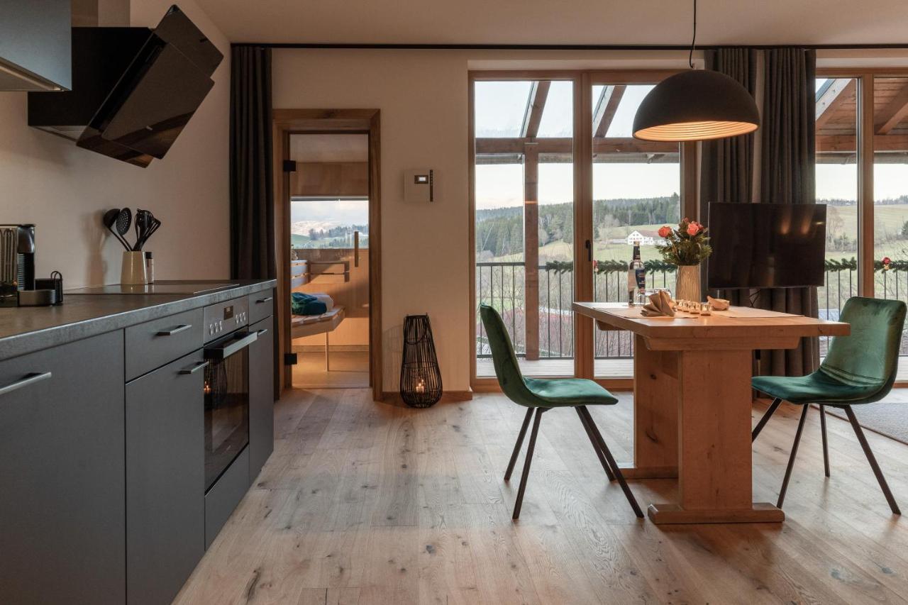 Forstgut - Premium Waldchalets Und Lodge Suiten Regen Exterior foto
